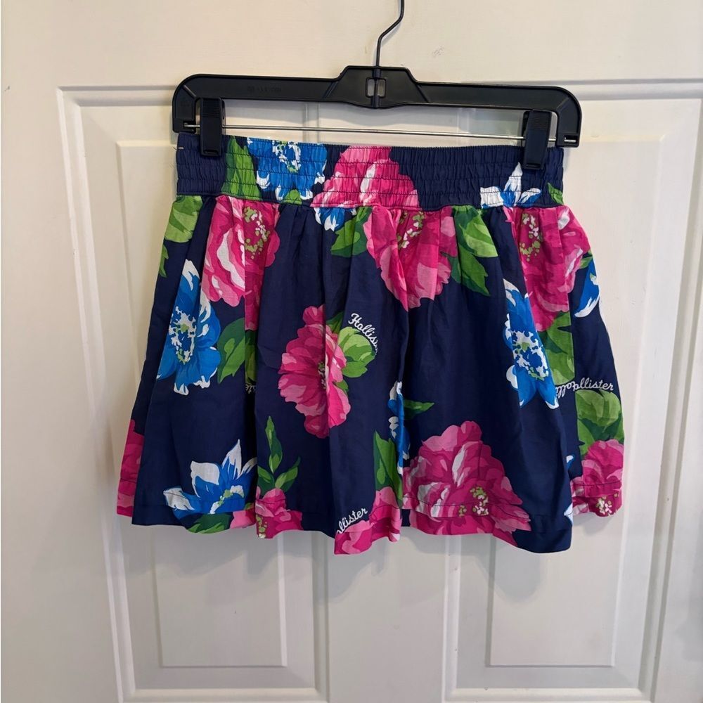 Hollister Navy Skater Skirt with Pink & Blue Floral Print - Picture 6 of 7